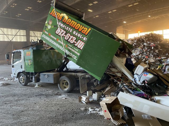 Junk Removal in Beaumont CA Complete Hauling Service